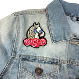 Close-up van de Paard Pony Rozen Strijk Embleem Patch