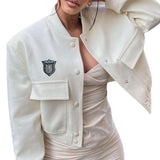 Embleem Stras Strijk Embleem Patch op een wit jasje