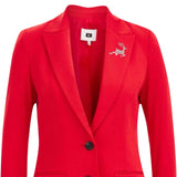 Hert Rendier Srass Parel Broche Sierspeld op een rood colbert