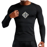 Tribal Paillette Zilver Wit Sequins Cosplay Strijk Embleem Patch op een zwarte longsleeve