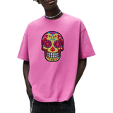 Sugar Skull Schedel XL Strijk Embleem Patch op een roze t-shirt