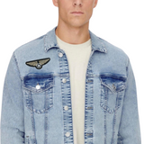 Air Force Wings Military Embleem Strijk Patch op een spijkerjasje