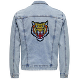 Tijger XL Strijk Embleem Patch op de rugzijde van een spijkerjas