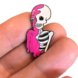 CLose-Up van de Geraamte Skelet Emaille Pin Knal Roze