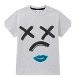 Mond Paillette Strijk Embleem Patch Blauw op een grijs t-shirtje