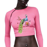 Pauw Peacock Full Color Strijk Applicatie op een roze longsleeve