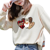 Kerst HO HO HO Kertman Hartjes Strijk Applicatie op een crème gekleurde sweater