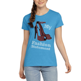 Naaldhak My Fashion Statement Tekst Strass Applicatie op een lichtblauw T-shirt