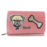 Mops Hond Honden Strijk Embleem Patch samen met een hondenbot strijk patch op een roze portemonnee 