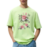 Rozen Bloemen Full Color Strijk Applicatie op een lichtgroen t-shirt