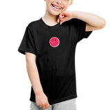 Smiley Strijkpatch Shimmer Pailletten Opstrijkbaar op een zwart t-shirtje