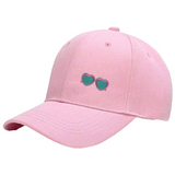 Bril Roze Hartjes Montuur Strijk Embleem Patch op een roze cap