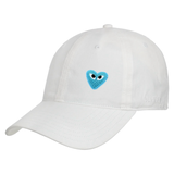 Hartje Met Oogjes Strijk Embleem Patch Baby Blauw op een witte cap