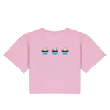 Drie maal de Cupcake Gebakje Taartje Strijk Embleem Patch op een roze t-shirtje