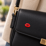 Mond Emaille Pin Rood