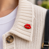Mond Emaille Pin Rood