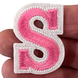 Alfabet Strijk Letter Embleem Patch S Roze Wit