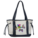 Rolschaats Roller Skate Strijk Embleem Patch samen met een console en i love 80s strijk patch op een canvas tas