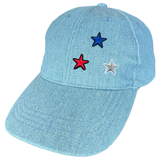 Ster Strijk Embleem Applicatie Patch Blauw samen met de rode en zilverkleurige variant op een cap van spijkerstof
