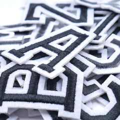 Alfabet Letter Strijk Embleem Patches Zwart Wit